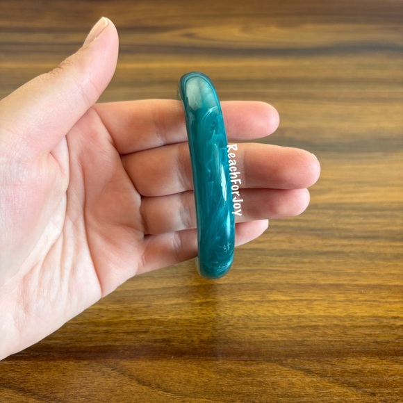 Turquoise Colored Bangle Bracelet Chunky Green Blue Marbled Design - Picture 4 of 5